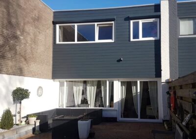 Kunststof deuren en kozijnen